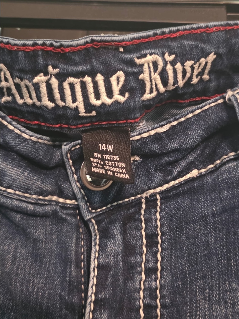 Antique Rivet Jeans - Picture 4 of 4